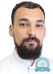 Стоматолог, стоматолог-хирург, стоматолог-имплантолог, челюстно-лицевой хирург Саакян Артур Михайлович