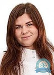 Стоматолог-хирург, стоматолог-имплантолог, челюстно-лицевой хирург Блохина-Емельянова Анастасия Яковлевна